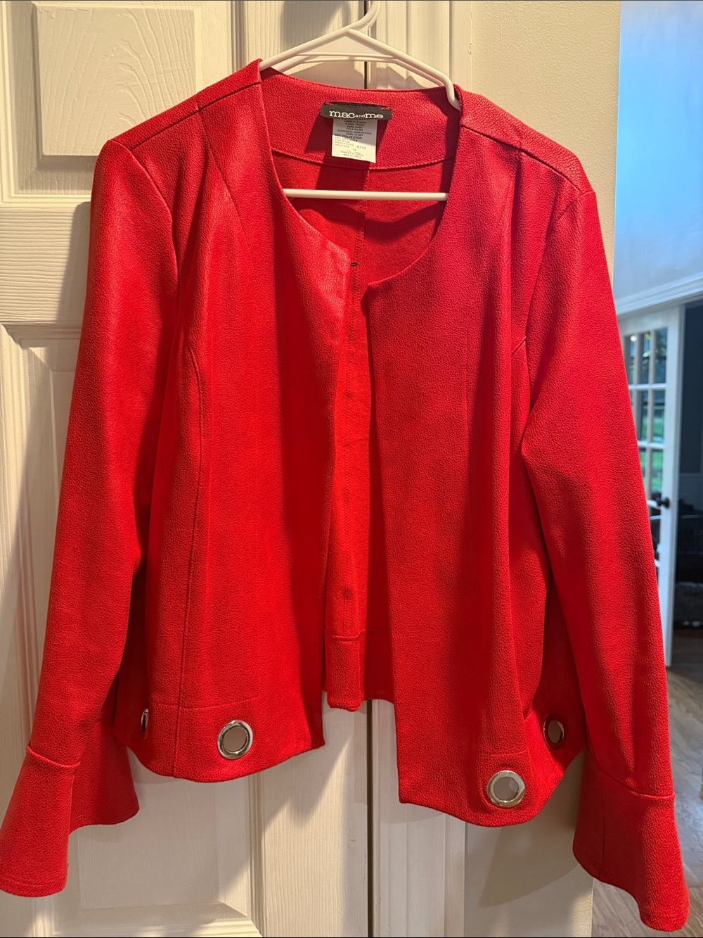 mac·e·tee Red Open-Front Grommet Hem Blazer